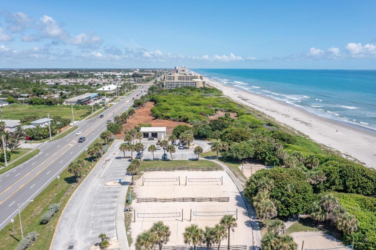 Surfside Paradise Retreat - 3Br And 2Ba Duplex, Grill, Dog Friendly - Close To The Beach! Melbourne Exterior photo