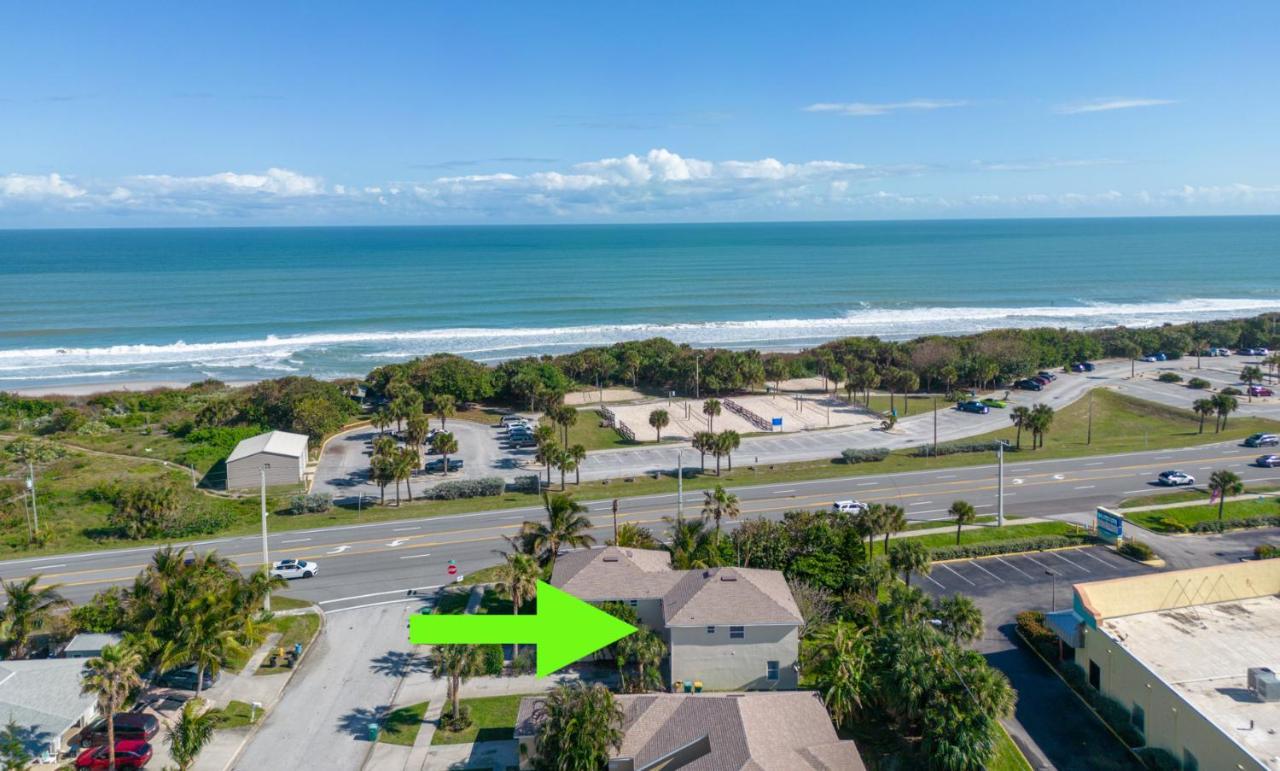 Surfside Paradise Retreat - 3Br And 2Ba Duplex, Grill, Dog Friendly - Close To The Beach! Melbourne Exterior photo