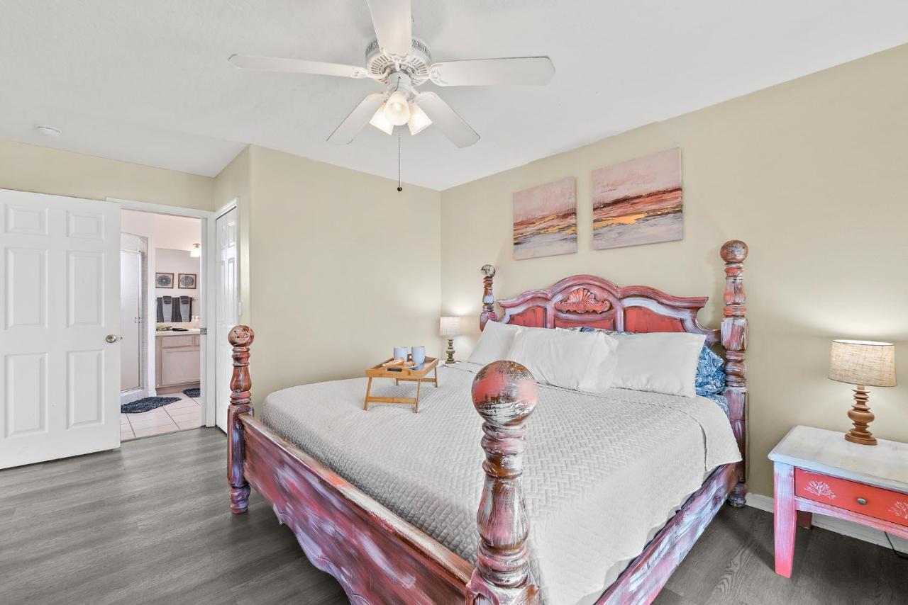 Surfside Paradise Retreat - 3Br And 2Ba Duplex, Grill, Dog Friendly - Close To The Beach! Melbourne Exterior photo